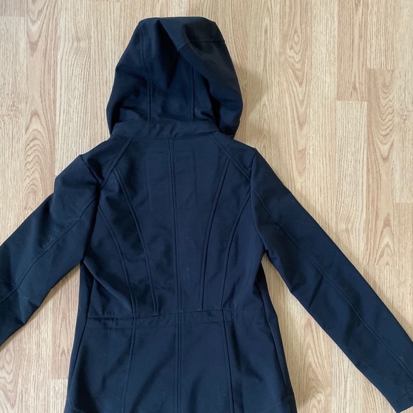 Raincoat - Picture 5 of 5